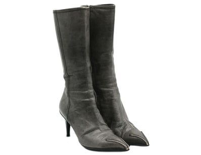 Designer Vault (A985) - Lot 7620