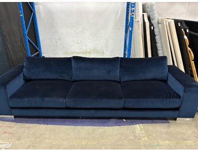 House & Homewares (A91000) - Lot 1760