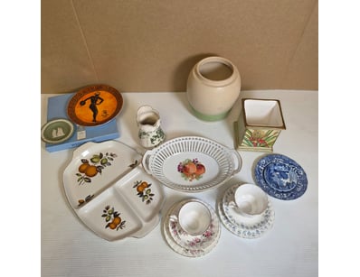 Antiques, Vintage & Interior Treasures (A1008) - Lot 263