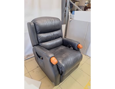 Single Sofa, Recliner With Remote, On Wheels, Leat...
