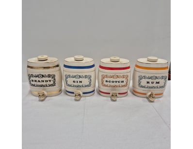Antique & Vintage Showcase (A979) - Lot 3100