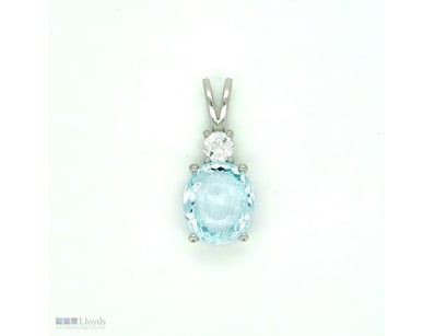 9CT WHITE GOLD BRAZILIAN AQUAMARINE AND DIAMOND PE...