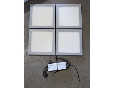 Square LED Lights with LED power supply

Dimensi...