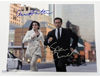 STEVE CARELL & ANNE HATHAWAY HAND SIGNED GET SMART...