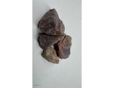 RAW GARNET 95.25CTS


665336+58

