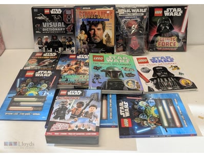 COMPREHENSIVE LEGO STAR WARS COLLECTION - BOOKS, G...