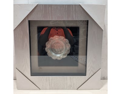 Exquisite decorative display box featuring a ornat...