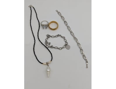 ASSORTED FASHION JEWELLERY, FAUX SILVER, FAUX GOLD...