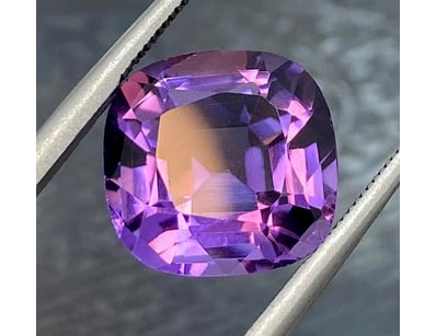 5.80 CARATS NATURAL AMETHYST

5.80 Carats Natura...