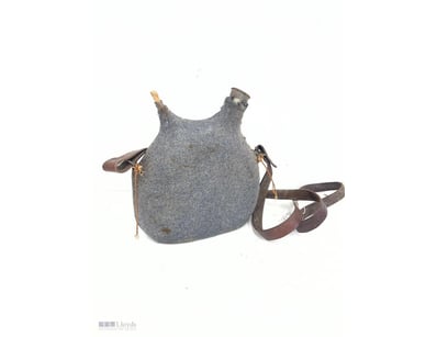 WW1 FRENCH WATER BOTTLE AND MILITARY WOOL CANTEEN ...
