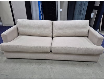 House & Homewares (A91000) - Lot 1754