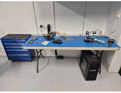 Dyson, Apple & Other Major Brand Reseller Liquid... - Lot 36