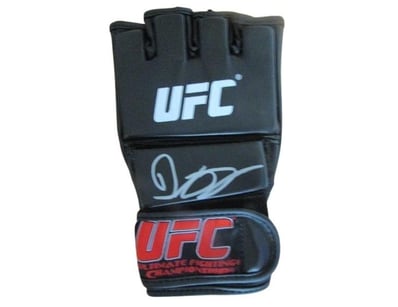 DEMETRIOUS JOHNSON SIGNED UFC GLOVE

The Item Is...