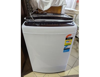 Washing machine, LG, top loader, model: WTL1-85W
...