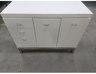 White Coloured cabinet, Metal handles

DIMENSION...