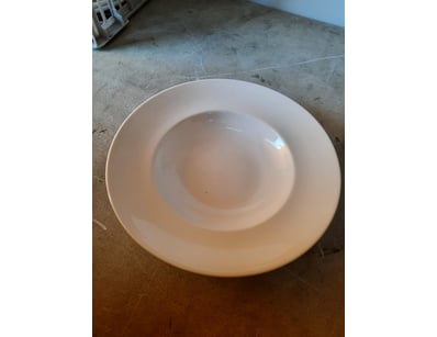 Bowls, white finish, diameter 31cm.

SOLD AS LOT...