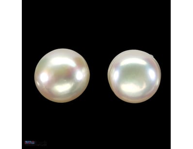 NATURAL PEARL STUD EARRINGS     

Natural Pearl St...
