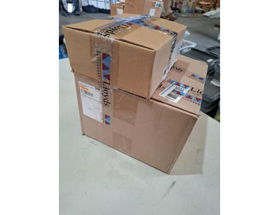 UNRESERVED Trimble Equipment & Accessories Wareh... - Lot 49