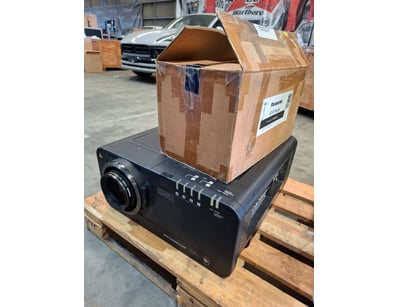 UNRESERVED SCI-FI ROADSHOW EVENT PRODUCTION (A1... - Lot 104