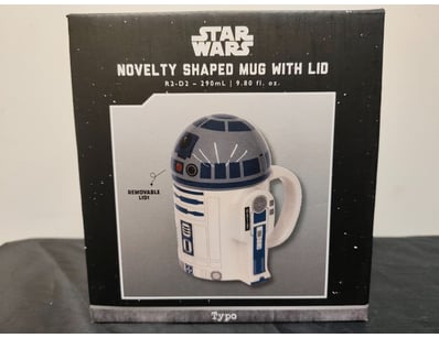 **UNRESERVED** COOKIE'S LIFETIME COLLECTION OF ... - Lot 577