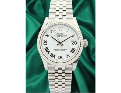 Luxury Watches (A977) - Lot 135