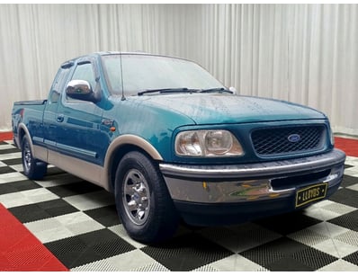 <b>1996 Ford F250 Dual Cab Utility - Green - 288,7...