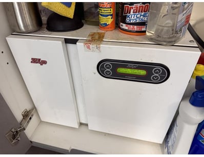 IT Equipment, Designer Furniture & More (ON12009) - Lot 5