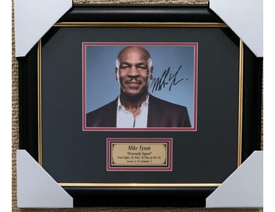 Mancave & Memorabilia (A986) - Lot 1450