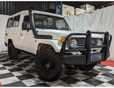 Passenger, Luxury & Commercial Vehicles Auction - Lot 1500