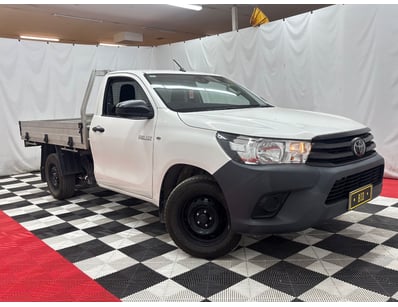 Passenger, Luxury & Commercial Vehicles Auction - Lot 142
