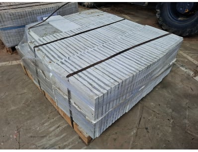 UNRESERVED TERRAZZO PAVERS (ON11794) - Lot 83
