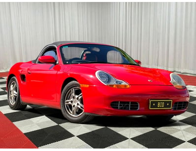 <b>1998 Porsche Boxster 986 Convertible - Red - 15...