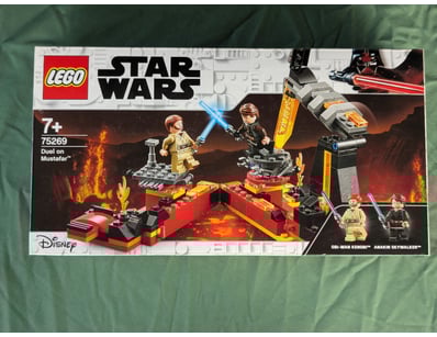 **UNRESERVED** LIFETIME COLLECTION OF LEGO PART... - Lot 219