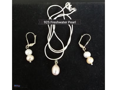 925 SILVER WHITE AND PINK FRESHWATER PEARL EARRING...