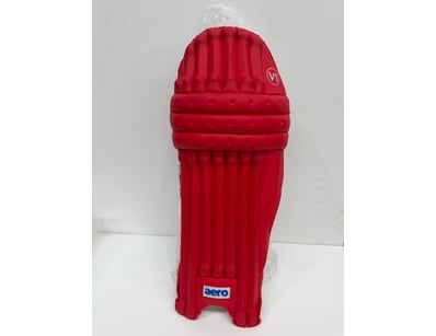 Assortment of Batting Pads. The lot includes 4xAdu...