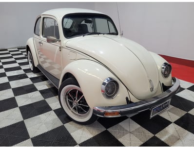 Classic, Muscle & Barn Finds - Lot 208