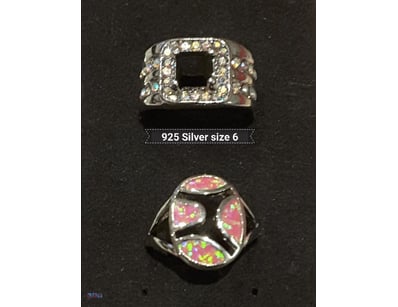 2 X 925 SILVER RINGS SIZE 6        

Condition: Go...