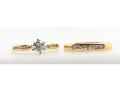 LADIES TWO PIECES 18CT YELLOW GOLD WEDDING RINGS W...