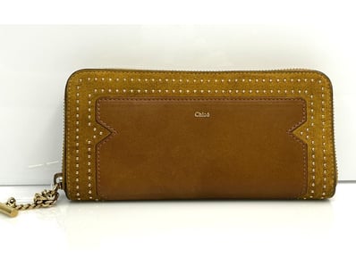 Designer Vault (A1004) - Lot 24