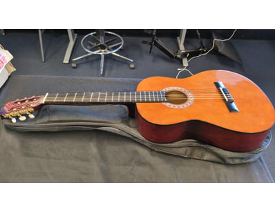 LUCIDA MODEL CLASSICAL ACOUSTIC GUITAR WITH GUITAR...