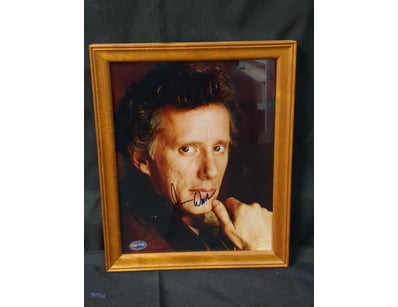 AUTOGRAPHED PHOTOGRAPH OF JAMES NOODS.

Item Size:...