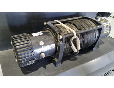 MOSTLY UNRESERVED 4x4 WORKSHOP BUSINESS CLOSURE ... - Lot 35