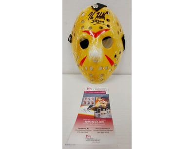 SIGNED JASON HOCKEY MASK FROM FRIDAY THE 13TH

107...