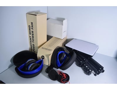 Home Entertainment, Audio & Computers (A1004) - Lot 529