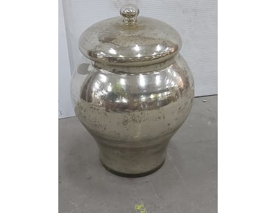 Quality Designer Furniture & Decor Clearance (... - Lot 2042