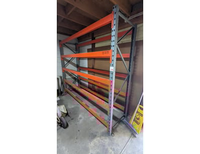 Mostly UNRESERVED POLY TANKs Manufacturer CLOSU... - Lot 296