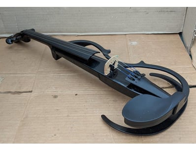 Gadgets, Music & Pastimes (A982) - Lot 2659