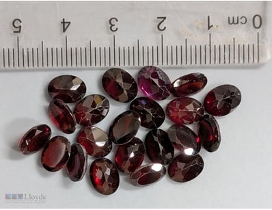 30 CARATS 8X6MM GARNET GEMSTONES

30 Carats 8X6Mm ...