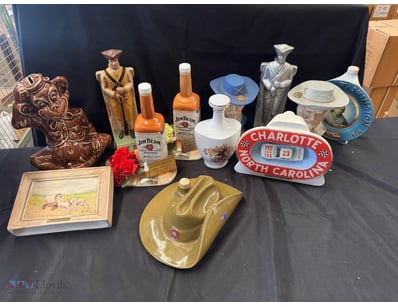 COLLECTIBLES ASSORTMENT - JIM BEAM DECANTERS, CERA...