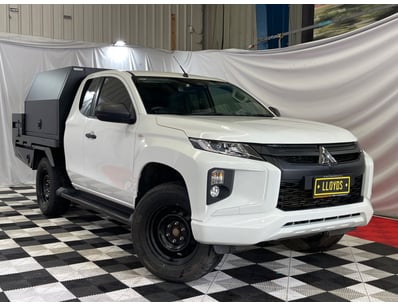 Passenger, Luxury & Commercial Vehicles Auction - Lot 150